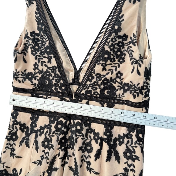 BARDOT Nude/Black Lace Sleeveless Flocked Pencil mini Dress 6 - Picture 8 of 9